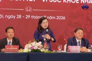 PGS.TS Nguyễn Thị Xuyên, Chủ tịch Tổng hội Y học Việt Nam khóa XVII phát biểu khai mạc
